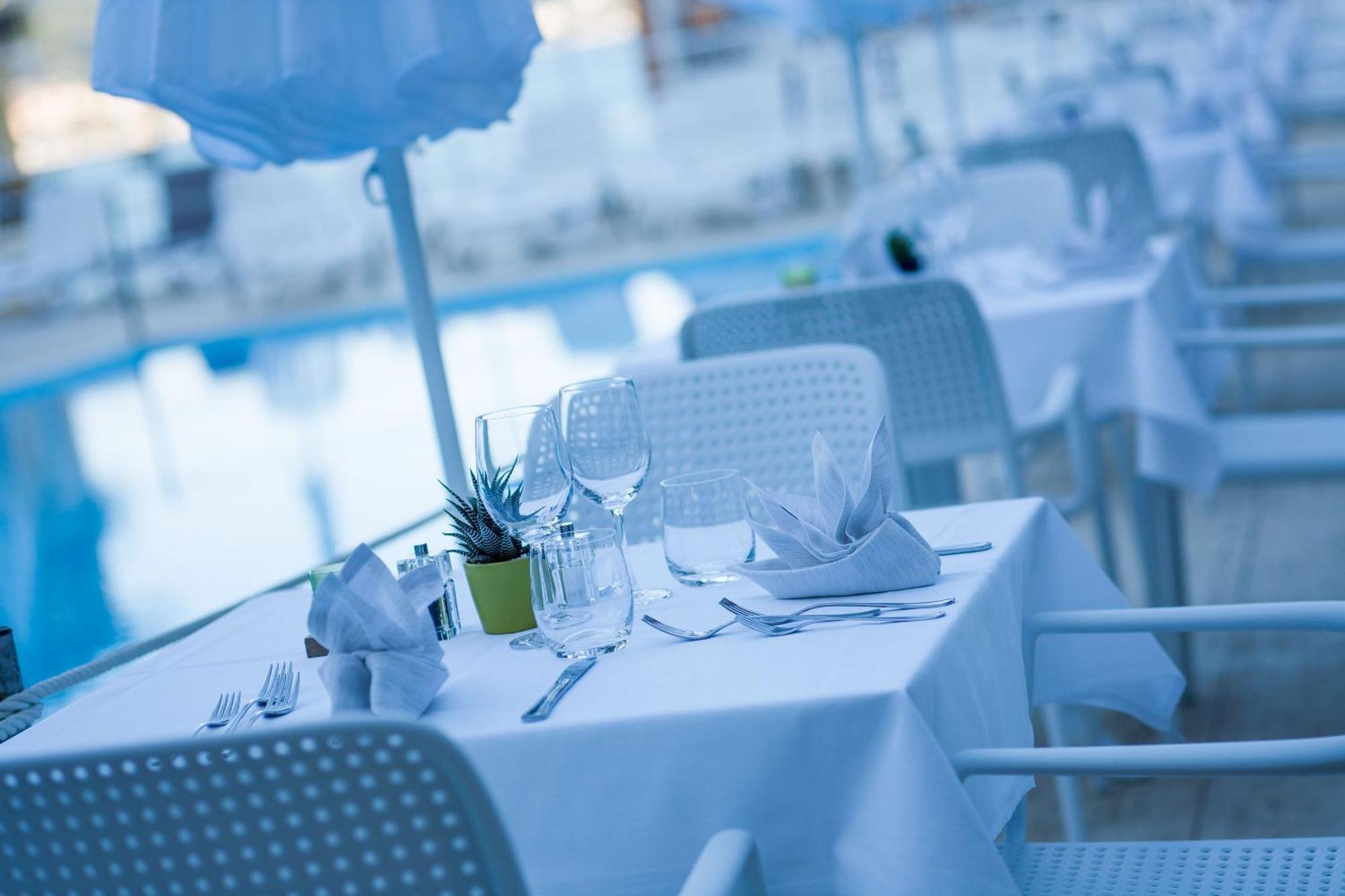 Hotel Moresco Diano Marina Exterior foto
