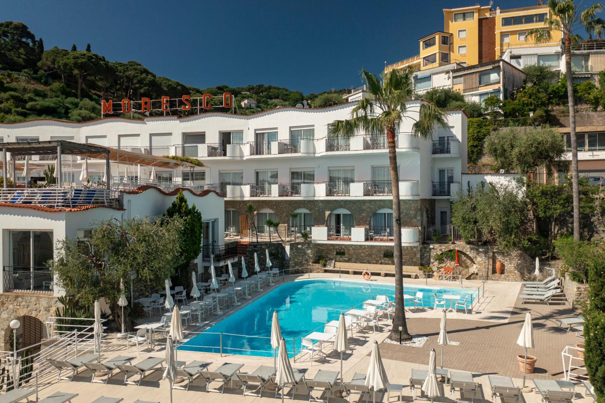 Hotel Moresco Diano Marina Exterior foto